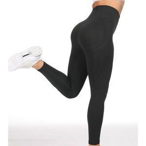 Black Booty Contour Leggings
